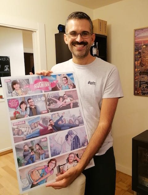 Cómic-Personalizado-–-Nuestra-vida-juntos-viajes-confinamiento-y-mucho-huchinni-–-Regalo-de-aniversario-original-y-romántico-tuvidaencomic.com-TESTIMONIO-1