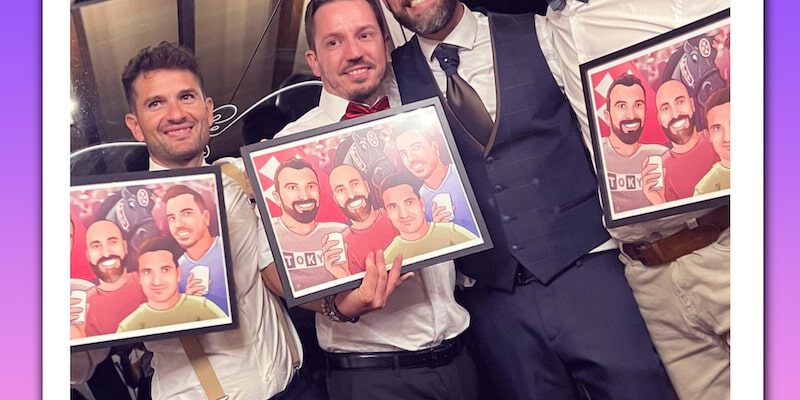 Ilustración personalizada - regalo de boda para los invitados - ilustración de amigos - caricatura de amigos - www.tuvidaencomic.com Testimonio clientes satisfechos-min